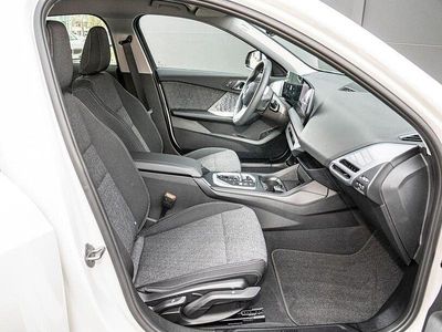 Gebraucht BMW 120 Shadowline 170 PS (125 kW) 2025 Alpinweiss (metallic) Kleinwagen