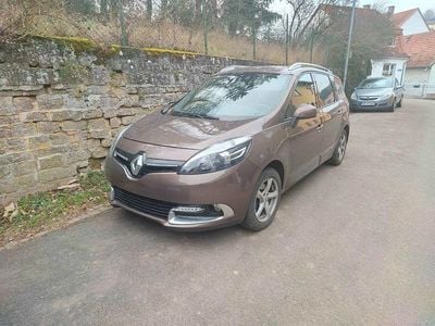 Gebraucht Renault Grand Scénic III 116 PS (85 kW) 2014 Braun Van / Kleinbus