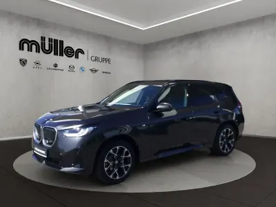 Neu BMW X3 M Sport 208 PS (152 kW) 2026 Grau SUV