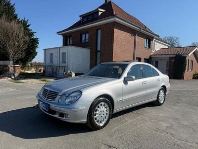 Gebraucht Mercedes E320 Elegance 224 PS (164 kW) 2002 Silber Limousine