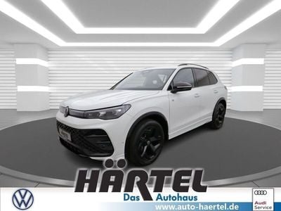 Neu VW Tiguan Style 150 PS (110 kW) 2025 Pure white, solid SUV