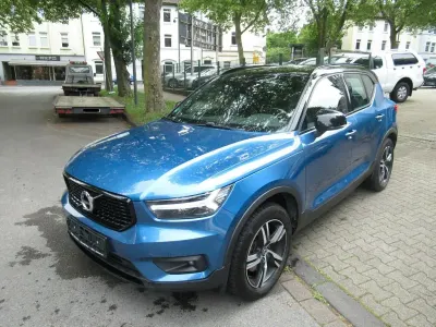 Gebraucht Volvo XC40 R-Design 190 PS (139 kW) 2018 Blau SUV