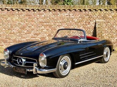 Second-hand Mercedes SL300 215 CP (158 kW) 1959 Negru Cabrio