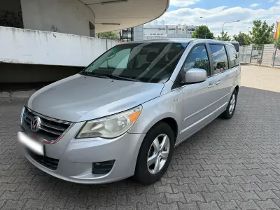 Gebraucht VW Routan 193 PS (141 kW) 2010 Silber Van / Kleinbus