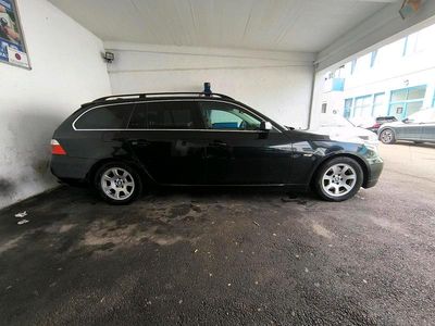 Gebraucht BMW 525 197 PS (144 kW) 2007 Schwarz Kombi