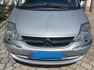 Citroën C8