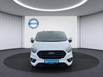 Begagnad Ford Transit Custom Trend 131 HK (96 kW) 2022 Silver Minibuss