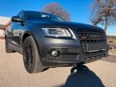 gebraucht Audi SQ5 Competition, 326PS
