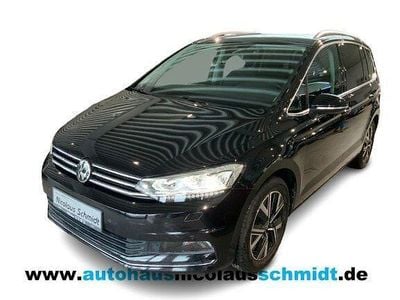 Schwarz Gebraucht 2023 VW Touran Highline Van / Kleinbus | 29.990 € (Fairer Preis)