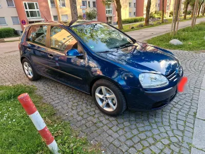 Gebraucht VW Golf IV 75 PS (55 kW) 2006 Blau Kleinwagen