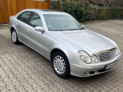 Mercedes E240
