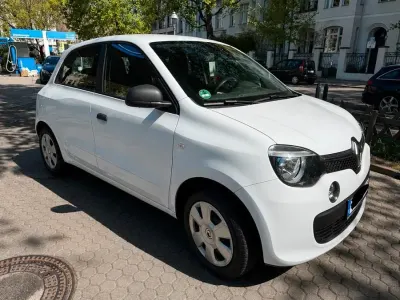 Używany Renault Twingo Life 70 KM (51 kW) 2017 Biały Hatchback