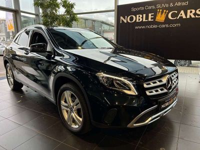 gebraucht Mercedes 220 4Matic LED RFK NAVI ALU