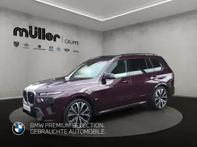 Gebraucht BMW X7 M Sport 530 PS (389 kW) 2023 Bmw individual ametrin (metallic) SUV