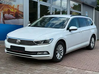 Gebraucht VW Passat Comfortline 150 PS (110 kW) 2018 Weiß Kombi