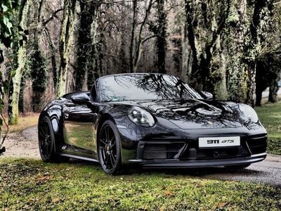 Second-hand Porsche 992 480 CP (353 kW) 2023 Negru Cabrio