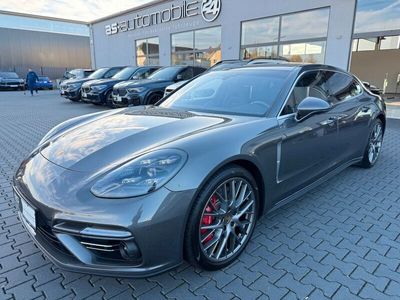 Porsche Panamera Turbo