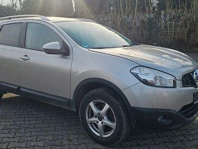 Gebraucht Nissan Qashqai +2 Acenta 117 PS (86 kW) 2012 Silber SUV