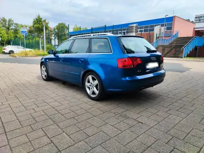 Gebraucht Audi A4 115 PS (84 kW) 2007 Blau Kombi