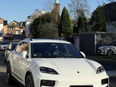 Porsche Macan Turbo