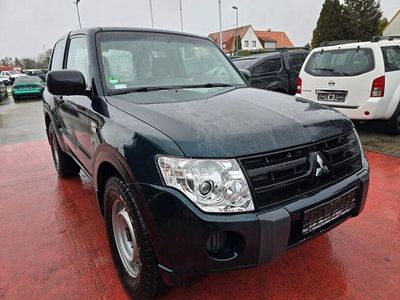 Gebraucht Mitsubishi Pajero Inform 281 PS (206 kW) 2010 Grün SUV