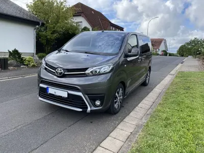 Usata Toyota Proace Team 144 CV (105 kW) 2021 Grigio Monovolume