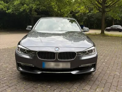 Gebraucht BMW 328 Luxury Line 245 PS (180 kW) 2013 Grau Limousine