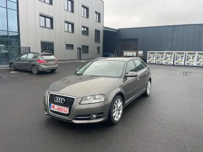 Gebraucht Audi A3 105 PS (77 kW) 2011 Braun Kleinwagen