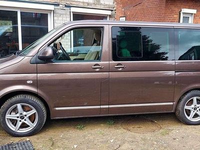 Gebraucht VW Multivan Highline 179 PS (131 kW) 2009 Braun Van / Kleinbus