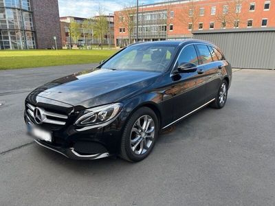 gebraucht Mercedes C180 T AVANTGARDE AHK LED 360° 2.Hd Tüv Neu