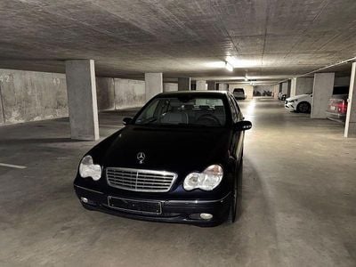 Mercedes C240