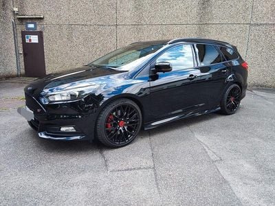 Schwarz Gebraucht 2018 Ford Focus Sport Kombi | 19.899 € (Etwas zu teuer)