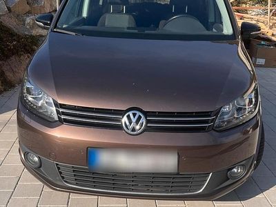 Gebraucht VW Touran 140 PS (102 kW) 2012 Braun Van / Kleinbus