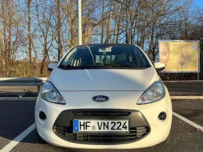 Gebraucht Ford Ka Trend 69 PS (50 kW) 2013 Weiß Kleinwagen