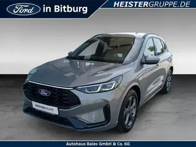 Gebraucht Ford Kuga ST-Line 152 PS (111 kW) 2025 Solarsilber (metallic) SUV