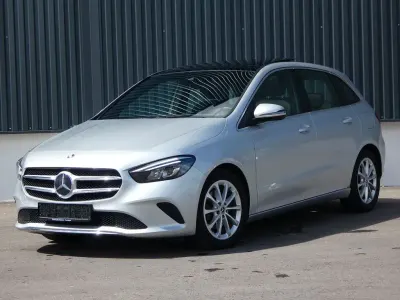 Gebraucht Mercedes B200 150 PS (110 kW) 2019 Irdiumsilber Kleinwagen