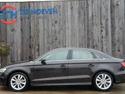 Gebraucht Audi A3 Comfort 110 PS (80 kW) 2015 Braun Limousine