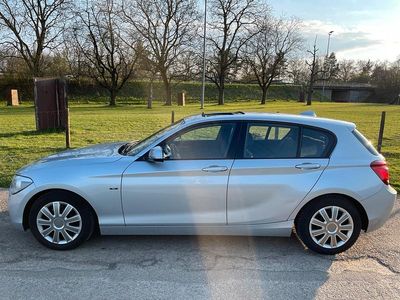 Gebraucht BMW 125 Sport Line 218 PS (160 kW) 2012 Silber Kleinwagen