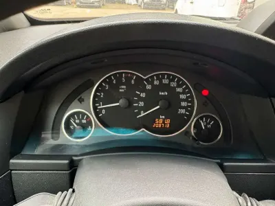 Gebraucht Opel Meriva Edition 101 PS (74 kW) 2005 Van / Kleinbus