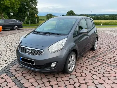 Gebraucht Kia Venga Edition 7 90 PS (66 kW) 2011 Grau Kleinwagen