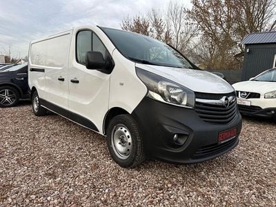 Second-hand Opel Vivaro 116 CP (85 kW) 2016 Alb Monovolum