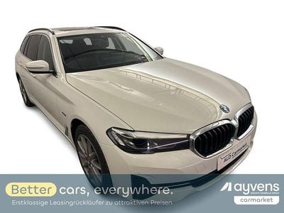 Gebraucht BMW 530e Sport Line 184 PS (135 kW) 2023 Weiß Kombi