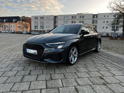 Gebraucht Audi A3 Ambiente 204 PS (150 kW) 2021 Grau Limousine