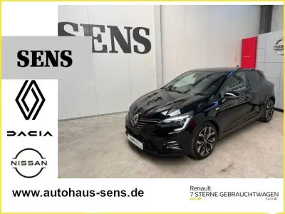 Gebraucht Renault Clio V 91 PS (66 kW) 2022 Schwarz Limousine
