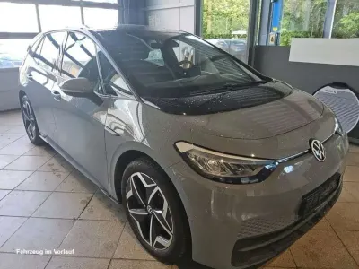 Gebraucht VW ID.3 Pro Performance 150 kW (204 PS) 2023 Grau Kleinwagen