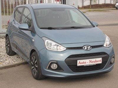 Gebraucht Hyundai i10 Passion 87 PS (63 kW) 2016 Aqua sparkling (metallic) Kleinwagen