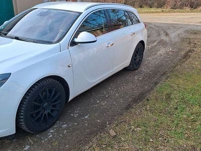 Gebraucht Opel Insignia Sport 180 PS (132 kW) 2010 Weiß Kombi