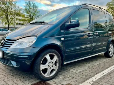Gebraucht Mercedes Vaneo 125 PS (91 kW) 2004 Schwarz Van / Kleinbus