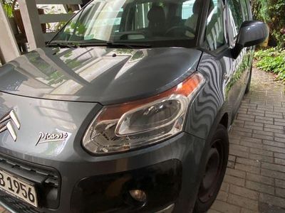 Grau Gebraucht 2009 Citroën C3 Picasso Advance Van / Kleinbus | 3.990 € (Teuer)