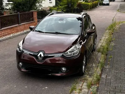 Gebraucht Renault Clio Luxe 90 PS (66 kW) 2015 Braun Kleinwagen